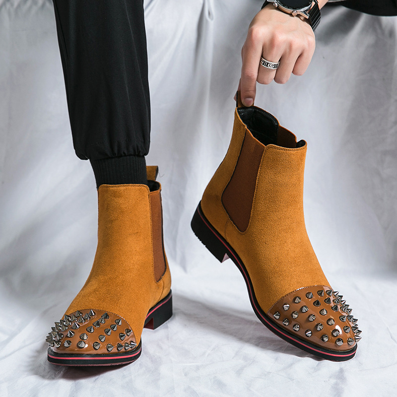Men's Rivet-Decorated Chelsea Boots