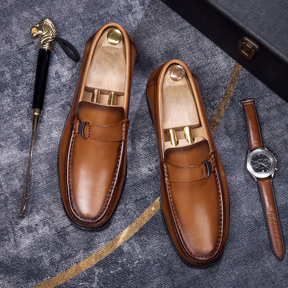 Men's Full-Grain Leather Metal Buckle Casual Loafers