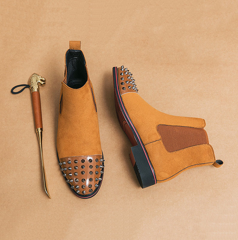 Men's Rivet-Decorated Chelsea Boots