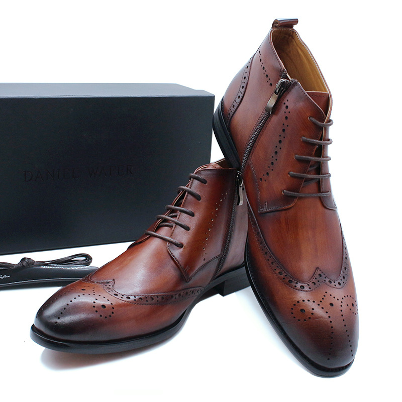 Men's Full-Grain Leather Brogue-Detailed Martin Boots