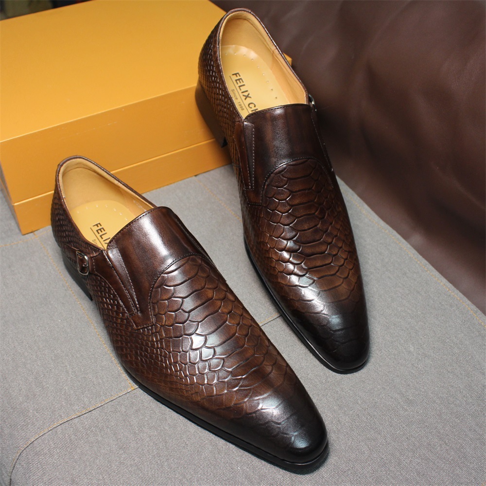 Men's Genuine Leather Crocodile Embossed Pointed Toe Loafers