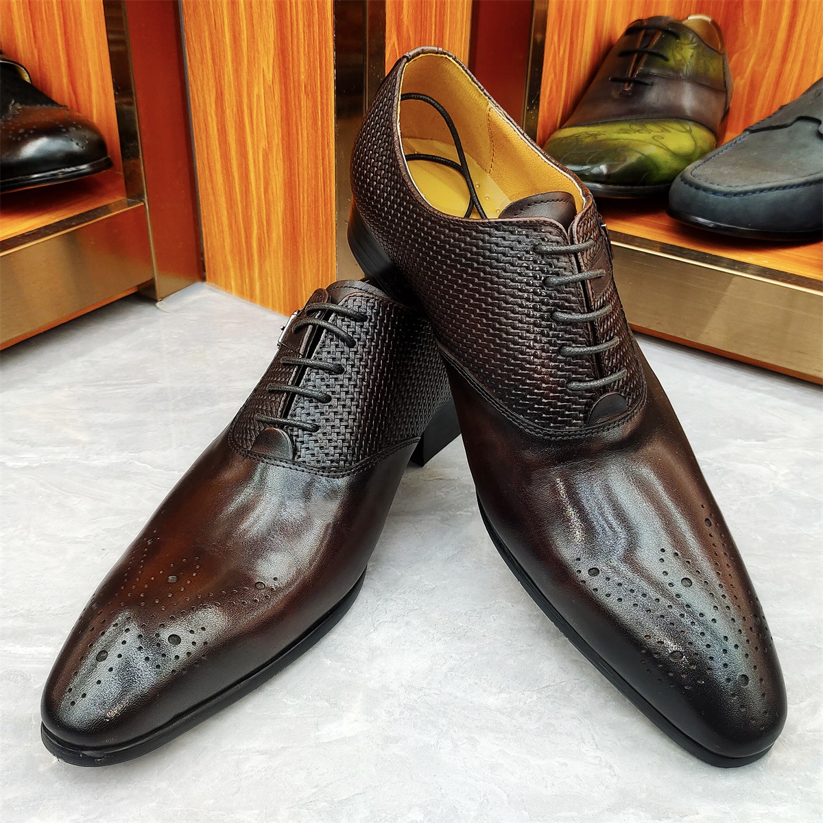 Men's Summer Genuine Leather Lace-Up Metal Buckle Brogue Oxford Shoes