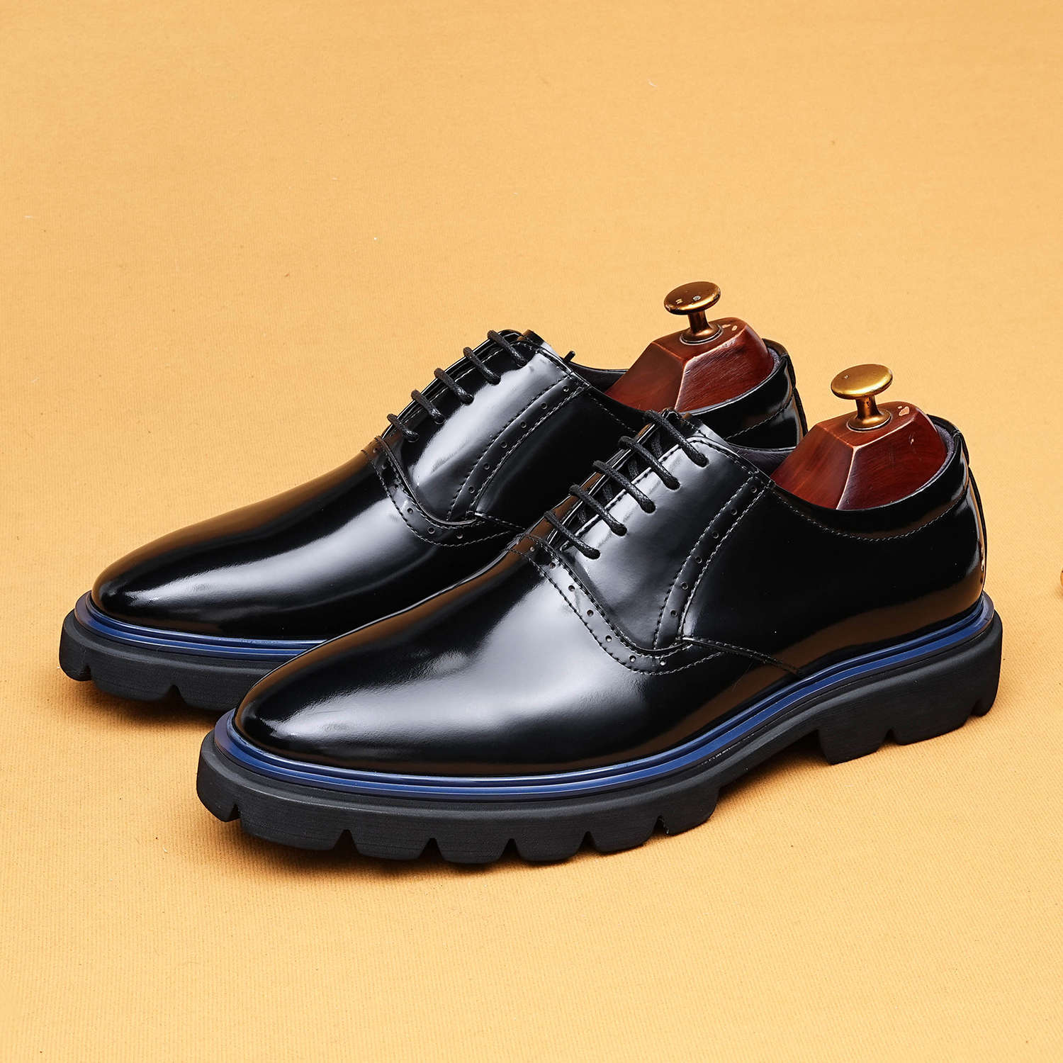 Men's Genuine Leather Glossy Thick-Sole Casual Brogue Derby Shoes