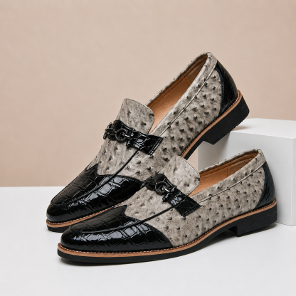 Vintage Pattern Metal Buckle Men Slip On Loafers