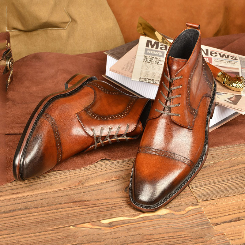 Men's Genuine Leather Retro Pointed-Toe Brogue Martin Boots