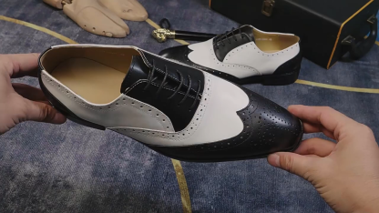 GUYSTEP™Classic brown and white lace-up men's casual leather shoes