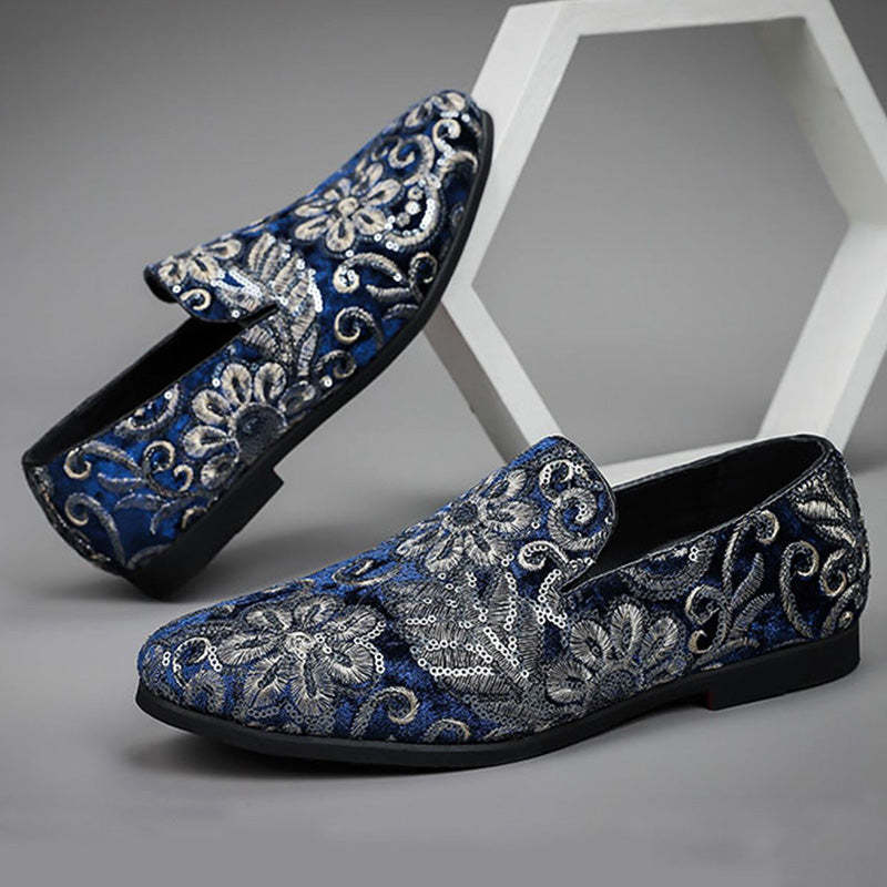 Elegant and stylish embroidered loafers