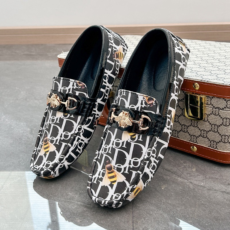 Chic Men’s Loafers with Bee Detail and Monogram Print