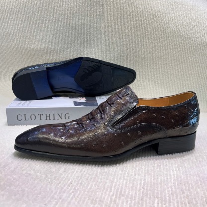 [Copy]Exquisitely carved dark brown loafers, luxurious and elegant texture highlights gentleman style