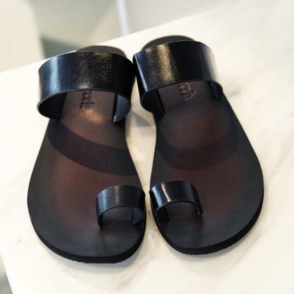 [Copy]GUYSTEP™Large size men's zipper casual hollow breathable sandals