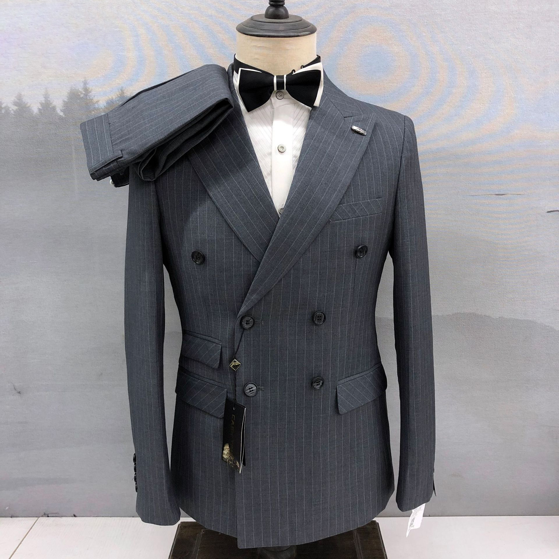 Slim-fit double-breasted two-piece men's business formal suit