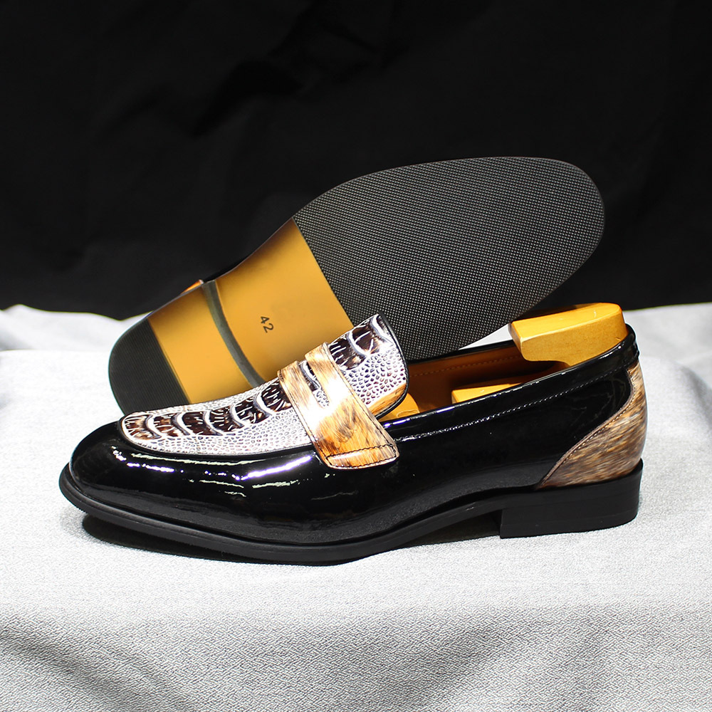 Men's Stylish Patent Leather Loafers with Crocodile Pattern