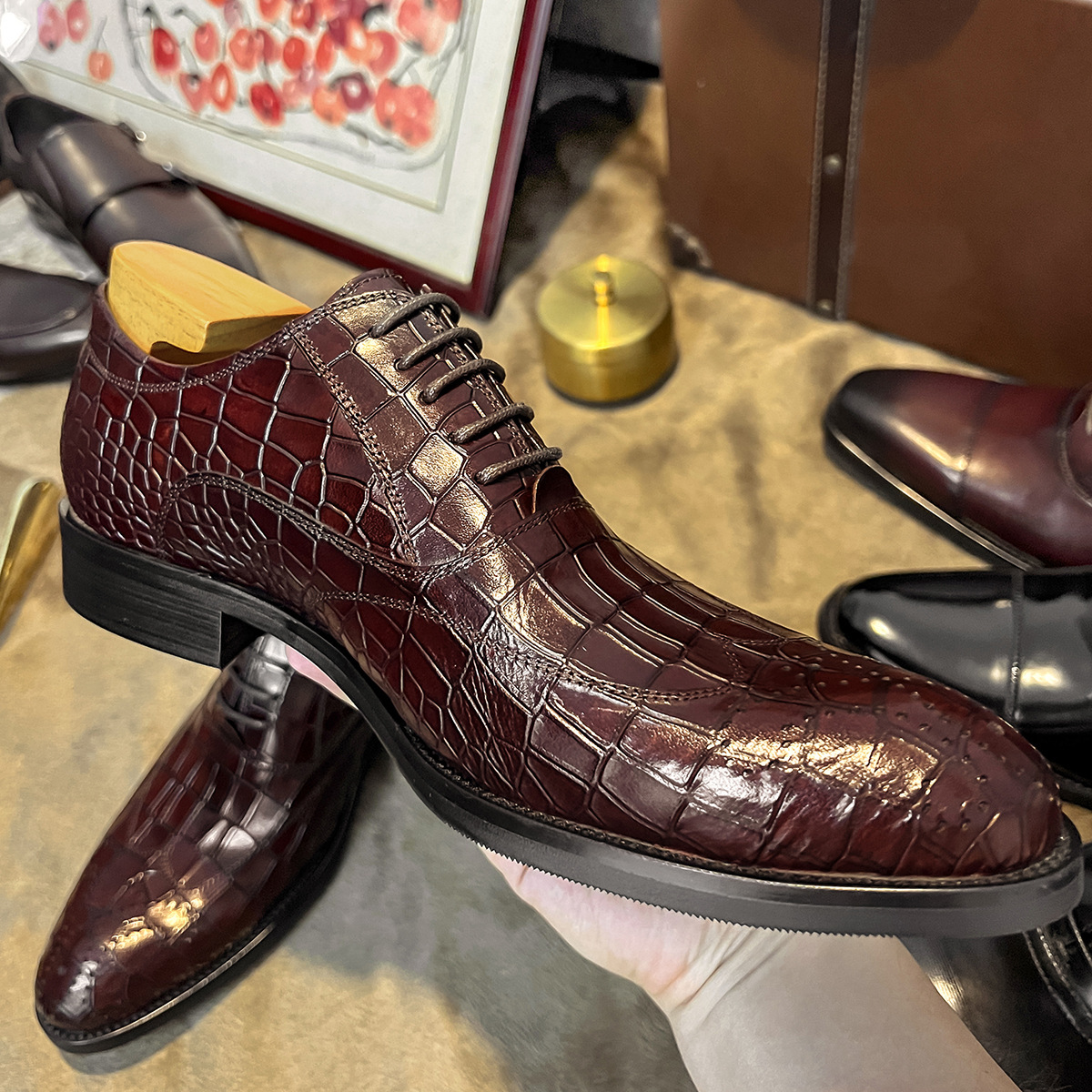 Men's business casual pointed leather shoes