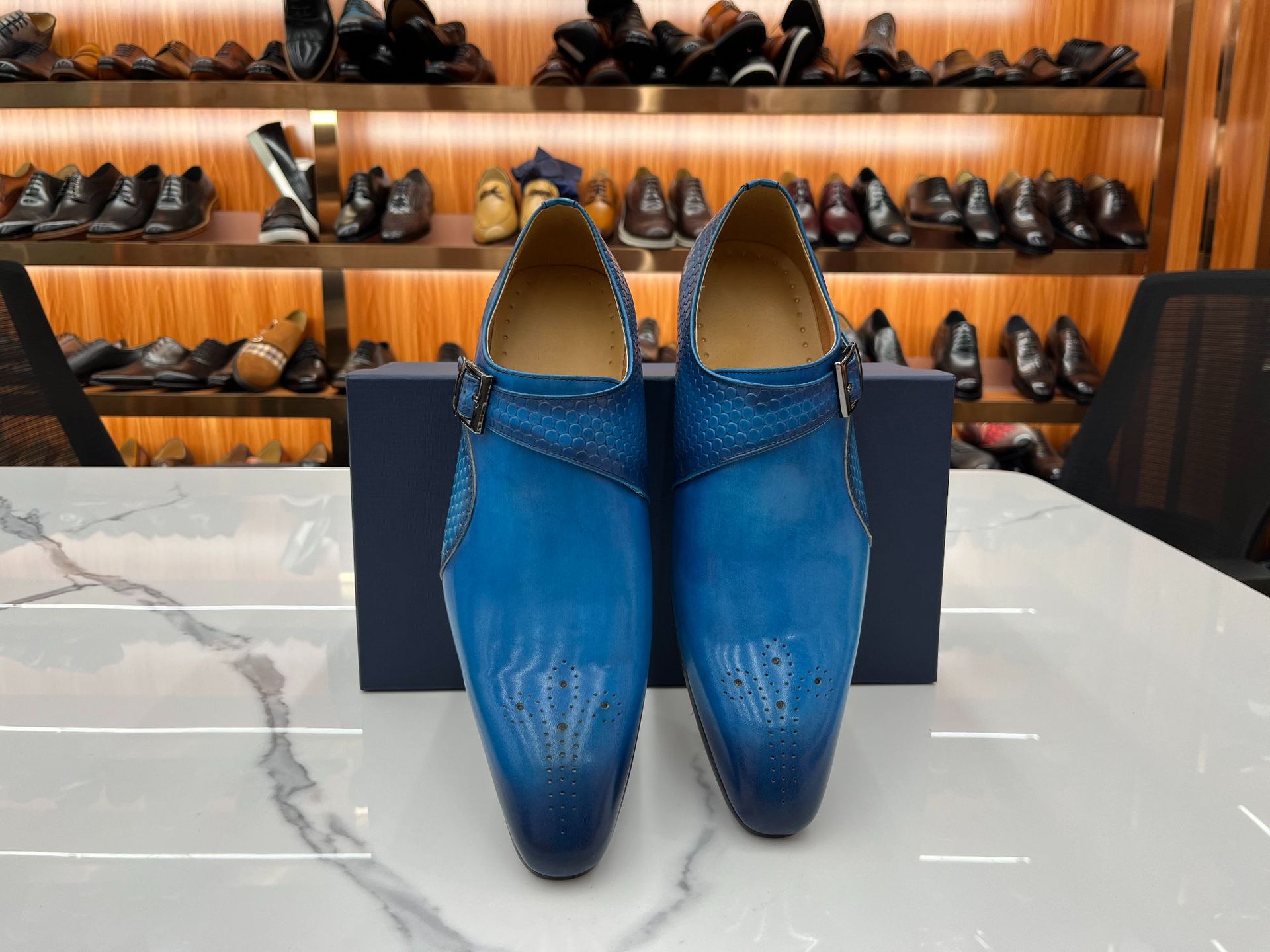 High-quality men's casual fashion monk leather shoes
