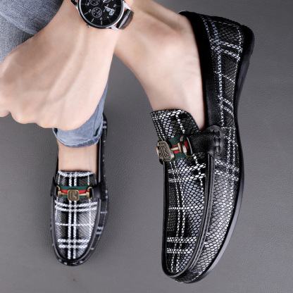 Personalized trendy casual summer flat shoes