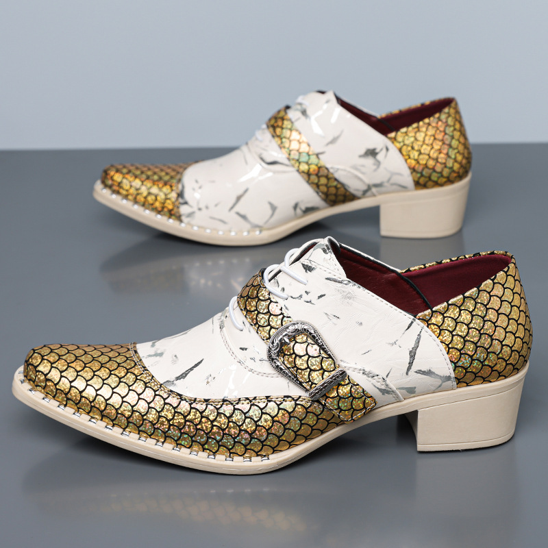 2026 New Pointed-Toe Casual Shoes with Fish-Scale Texture
