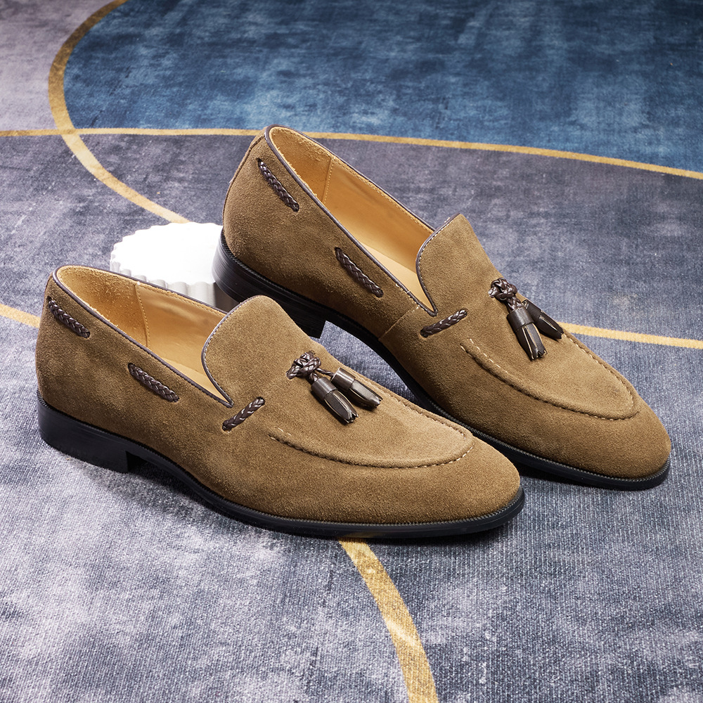 Men's trendy casual suede pointed toe tassel loafers