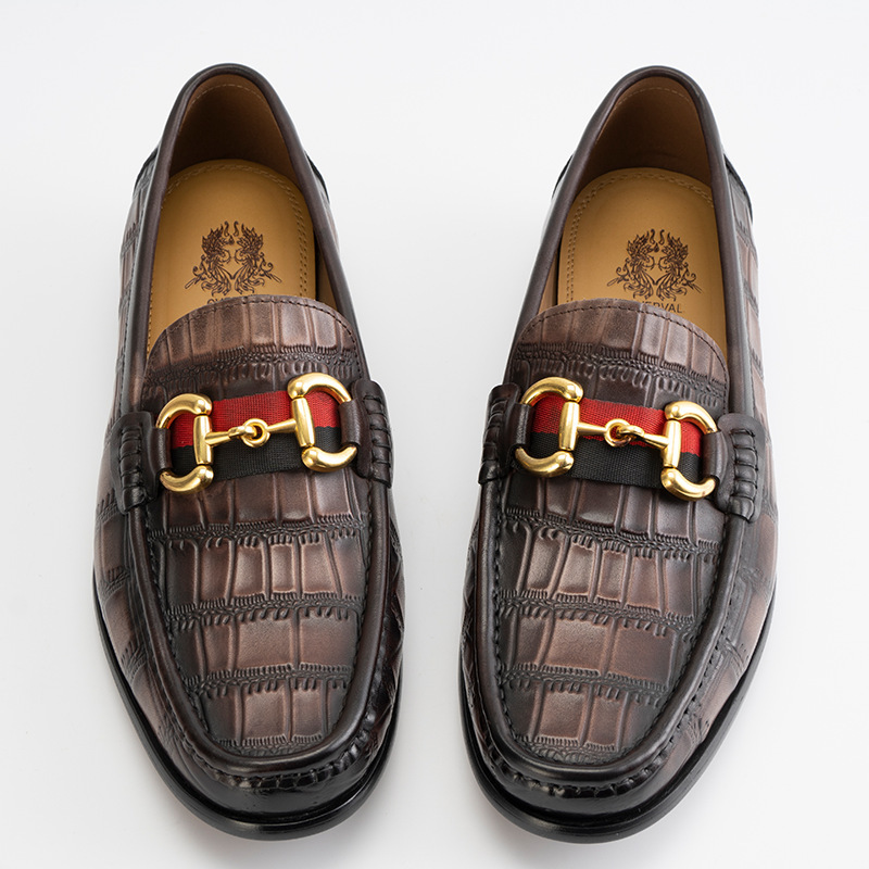 Spot wholesale crocodile leather men's leather shoes soft sole toe shoes casual shoes men's shoes flat heel round toe solid color low top