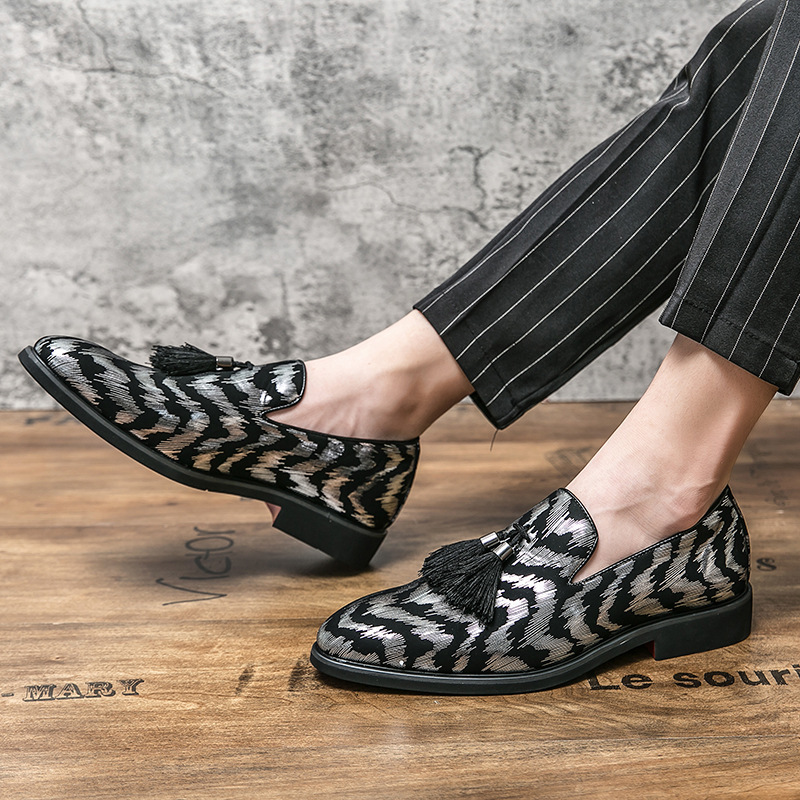 Summer pointed daily spot microfiber solid color simple black low-top viscose shoes sgs bean shoes