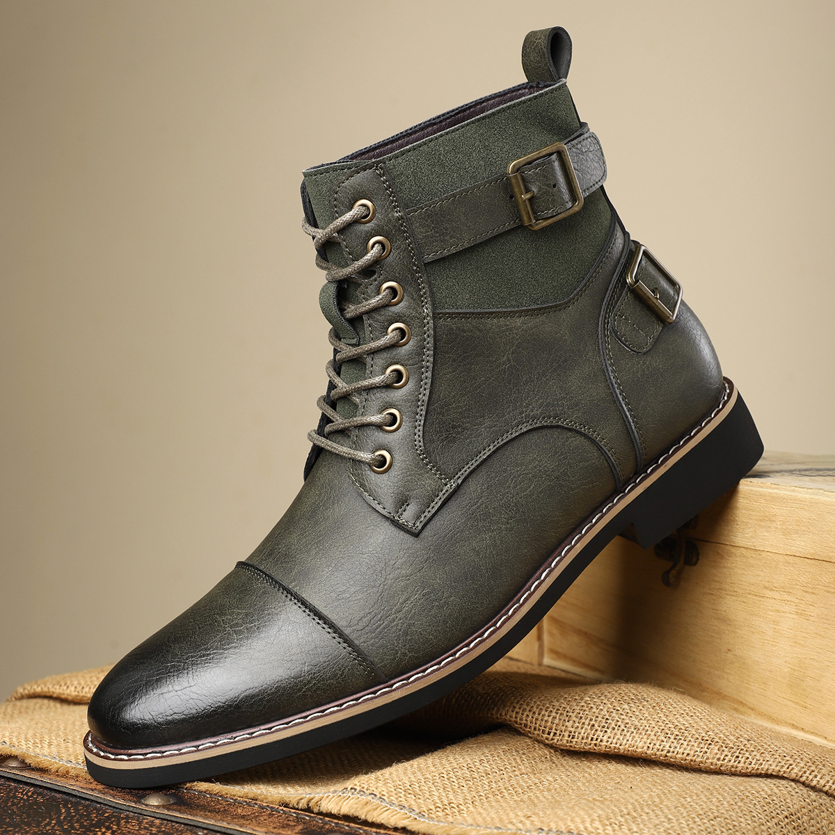 2024 new British style men's casual Martin boots non-slip retro mid-cut pointed leather boots sleeve work boots