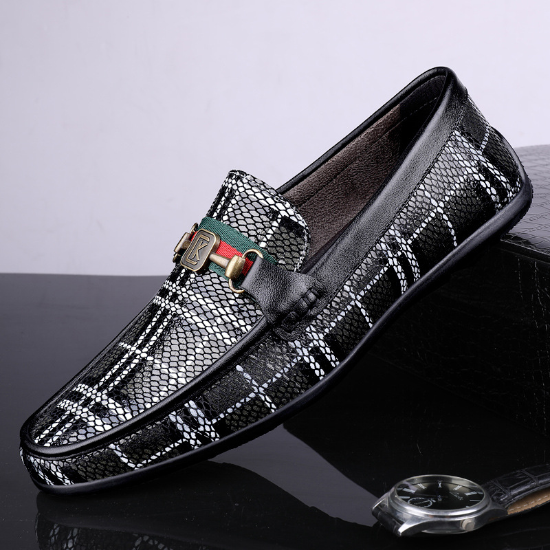 Personalized trendy casual summer flat shoes
