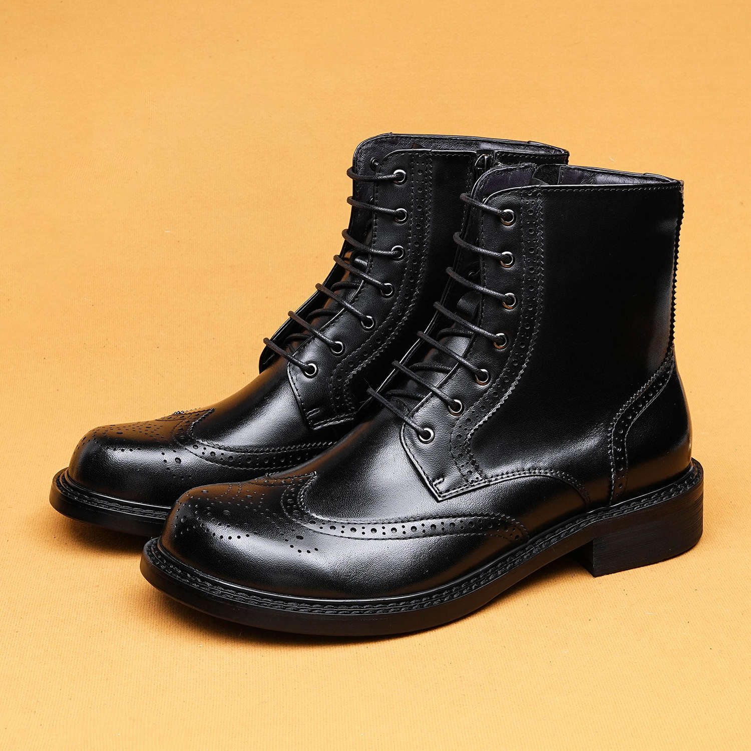 Men's Brogue Leather Boots - Brown & Black