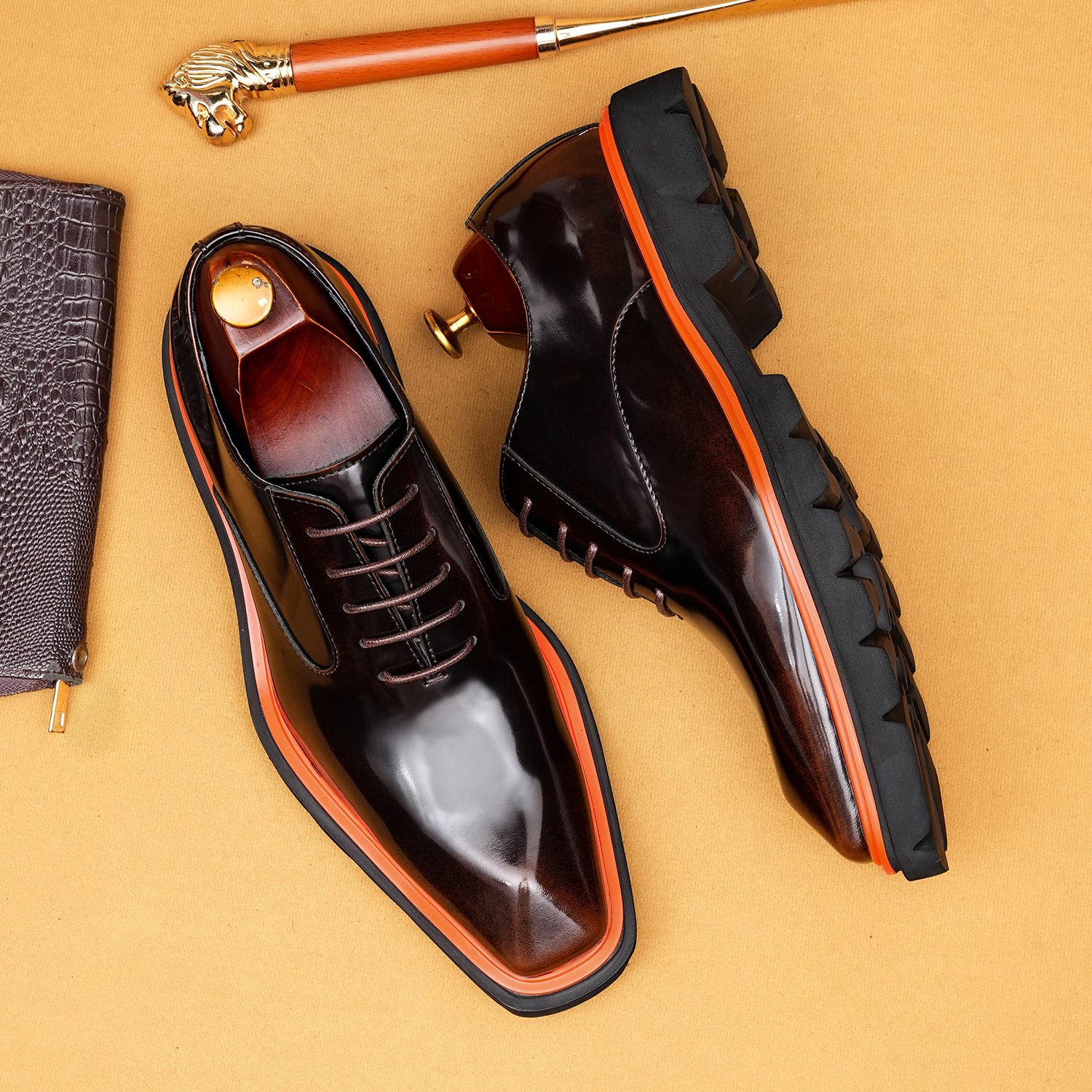 [Copy]2026 New Fashionable Pointed Toe Lace-up Men's High-End Leather Shoes with Red and Blue Trim and Thick Sole Design