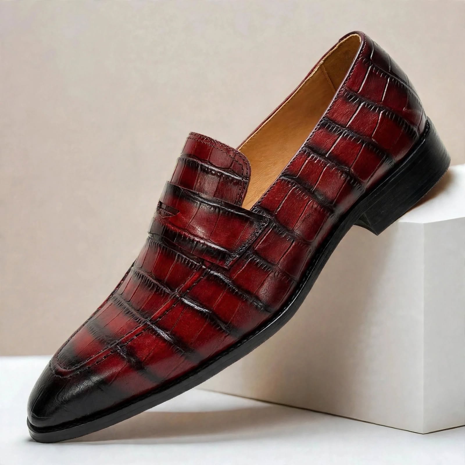 Men’s Luxury Crocodile Embossed Loafers – Elegant Pointed-Toe Dress Shoes