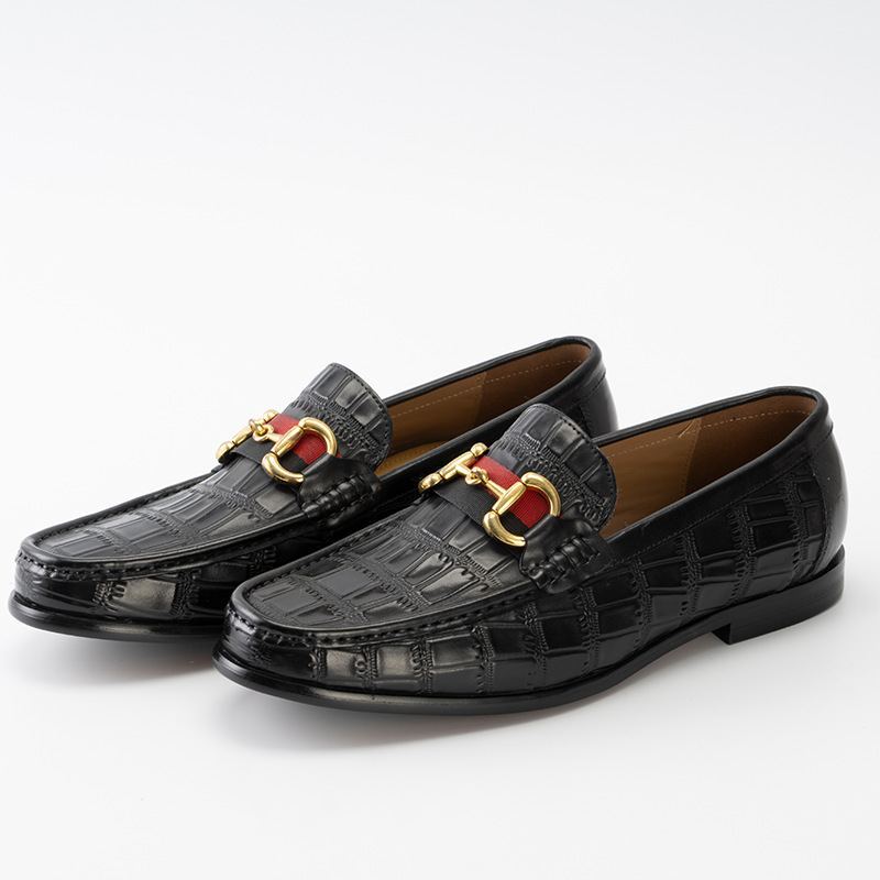 Spot wholesale crocodile leather men's leather shoes soft sole toe shoes casual shoes men's shoes flat heel round toe solid color low top