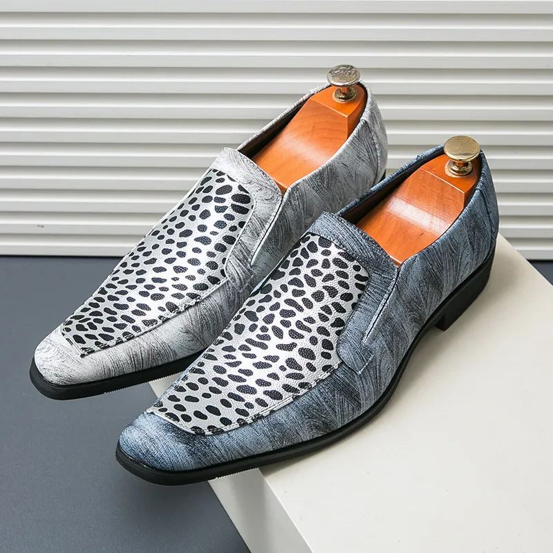 Brogue men's shoes low-top thick-soled shoes men's casual fashion large-size single shoes 2024 autumn pointed leather shoes