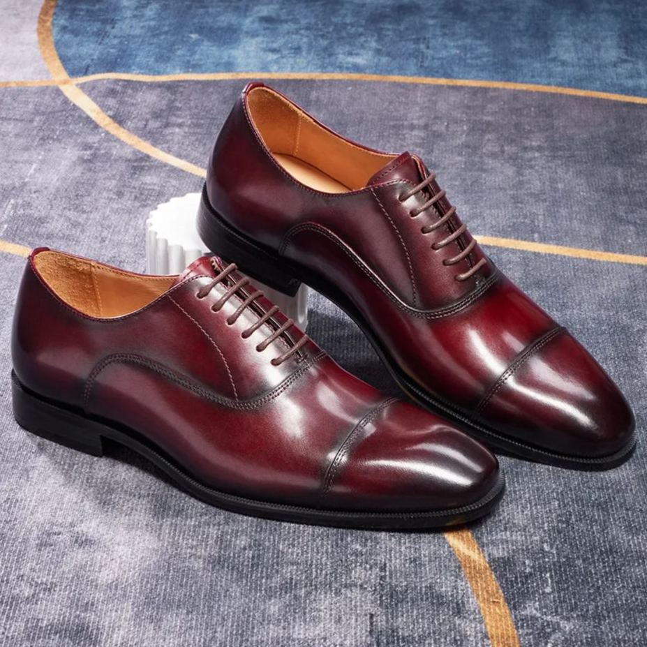 Men's smooth leather lace-up dress shoes