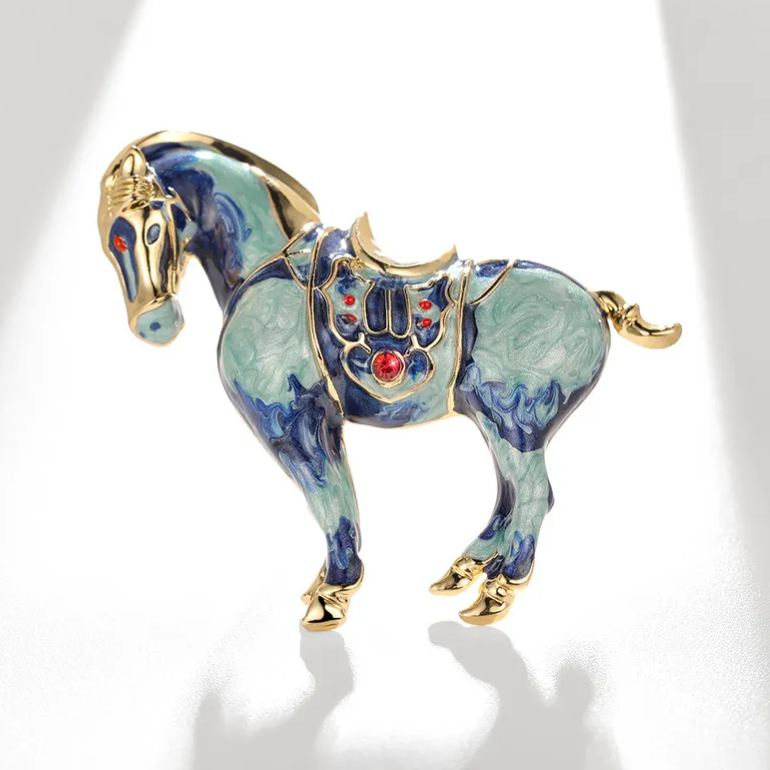 Oil painting horse zodiac brooch, suitable for both men and women.