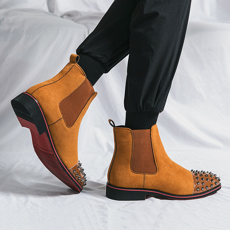 Men's Rivet-Decorated Chelsea Boots