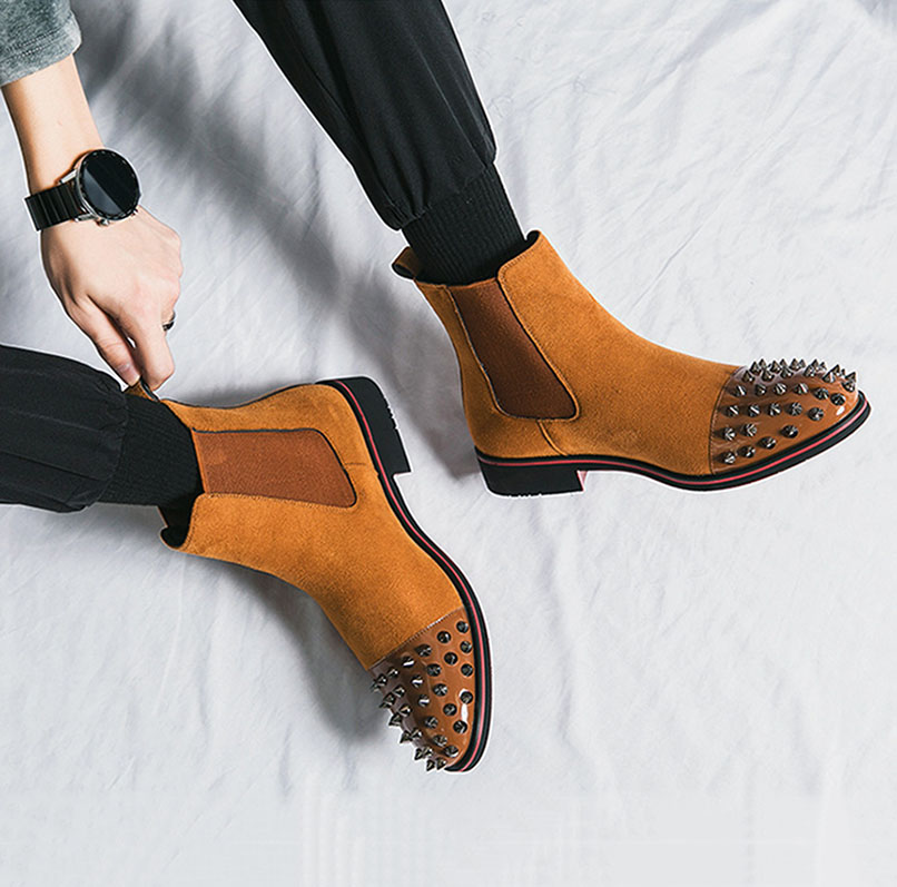 Men's Rivet-Decorated Chelsea Boots