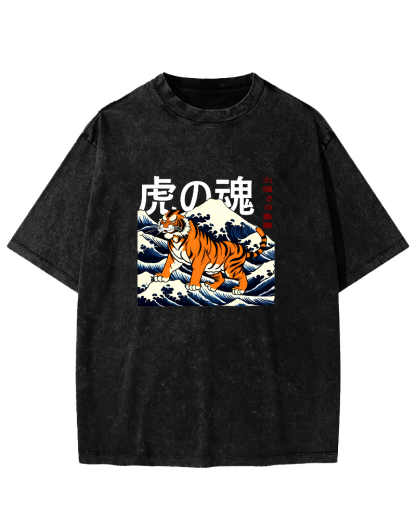 Japanese Tiger Soul Pattern Vintage Distressed T-shirt-Zazasy