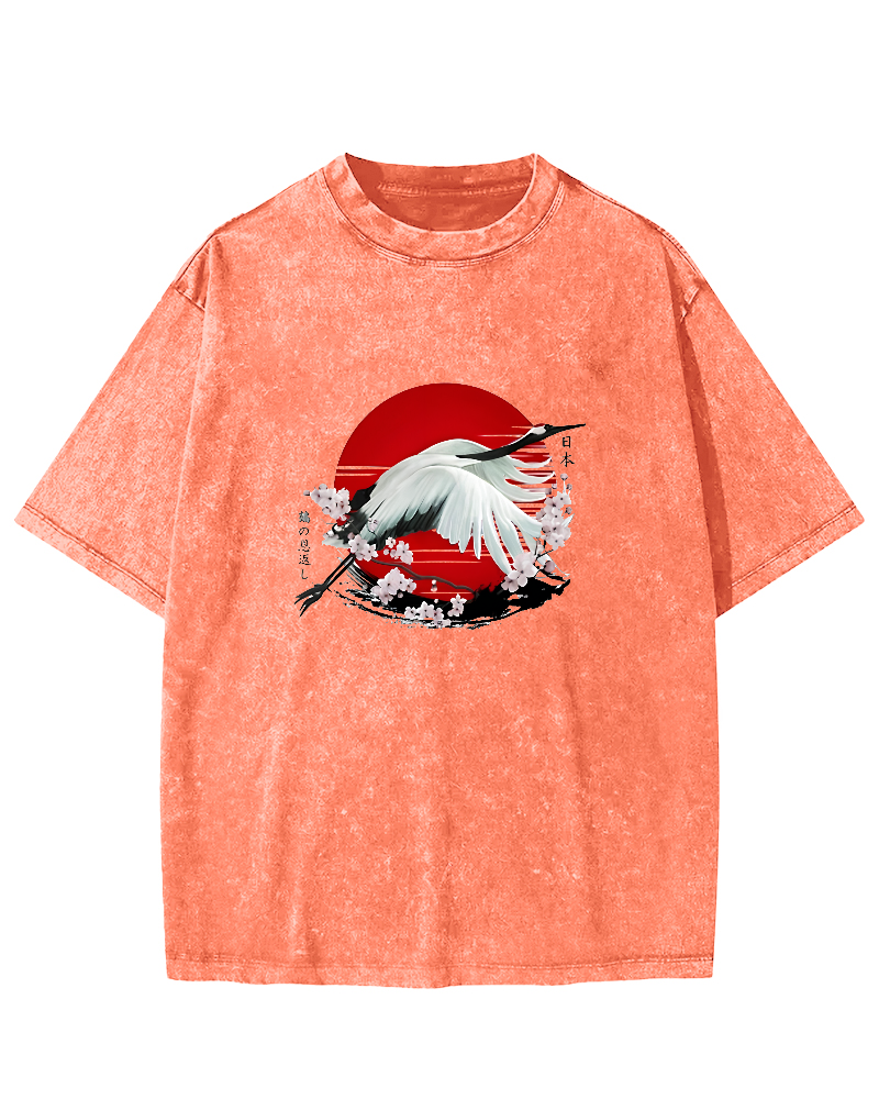 Japanese Flying Crane Pattern Vintage Distressed T-shirt-Zazasy