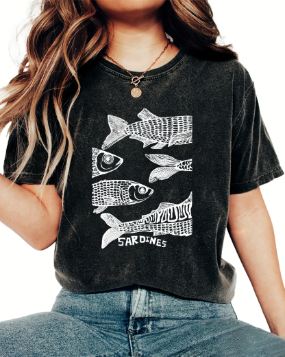 Retro Sea Fish Pattern Vintage Distressed T-shirt-Zazasy