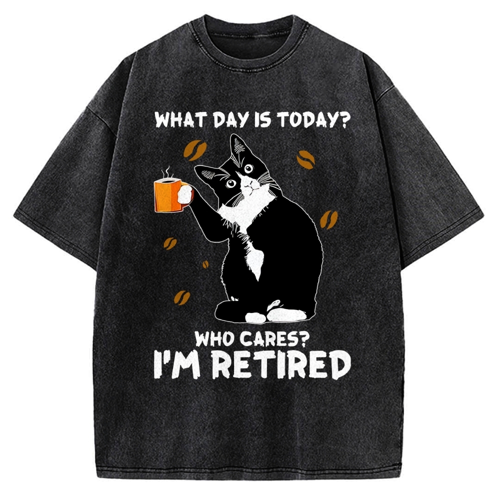 Retired Cat Vintage Washed T-shirt