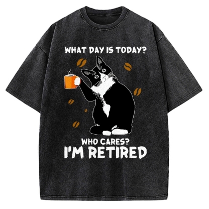 Retired Cat Vintage Washed T-shirt 