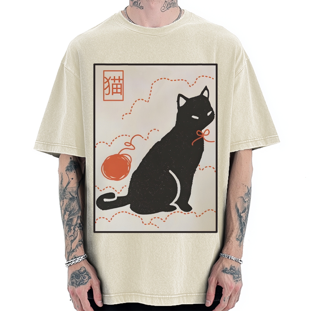 Lovely Black Cat Vintage Washed T-shirt