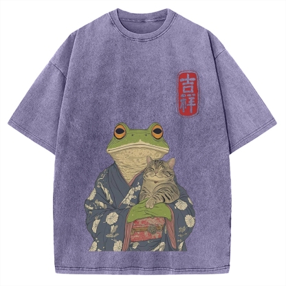 Frog Hugging Cat Ukiyo-e Style Japanese Traditional Art Vintage Washed T-shirt