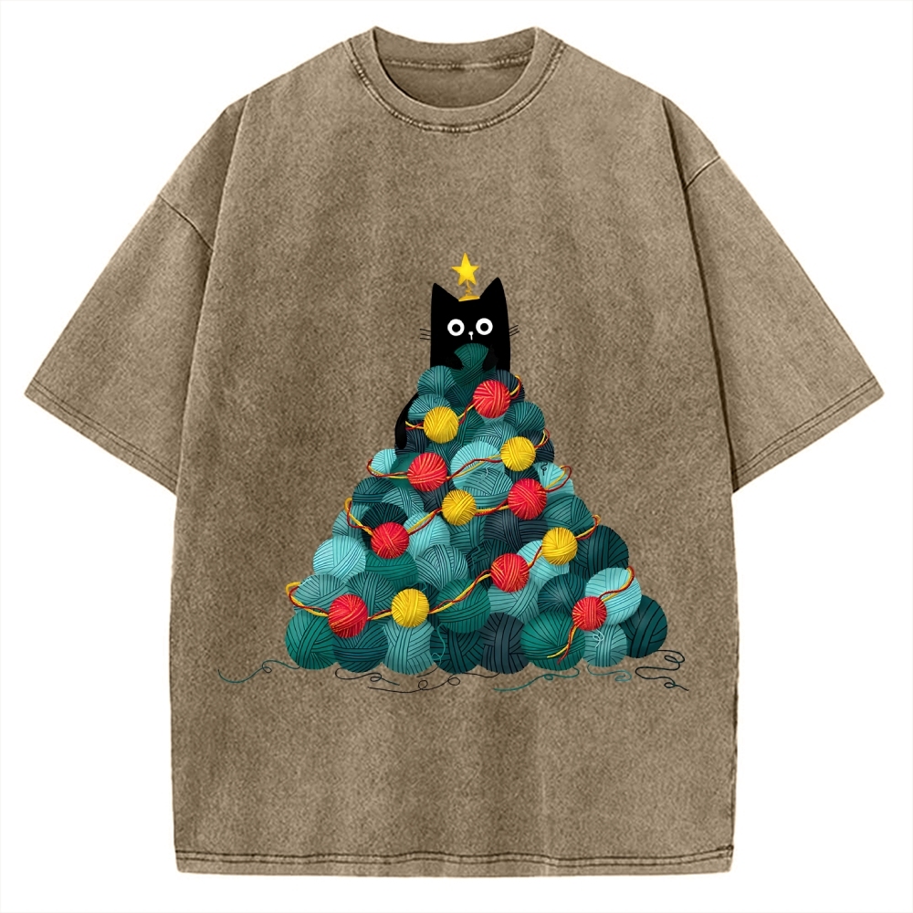 Yarn Christmas Tree Cat Vintage Washed T-shirt