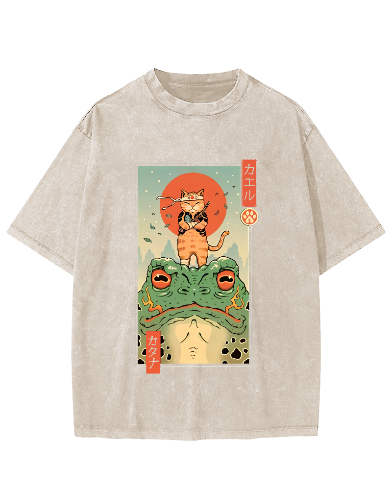 Frog And Cat Japanese  Vintage Distressed T-shirt-Zazasy