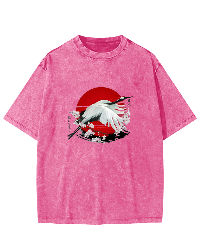 Japanese Flying Crane Pattern Vintage Distressed T-shirt-Zazasy
