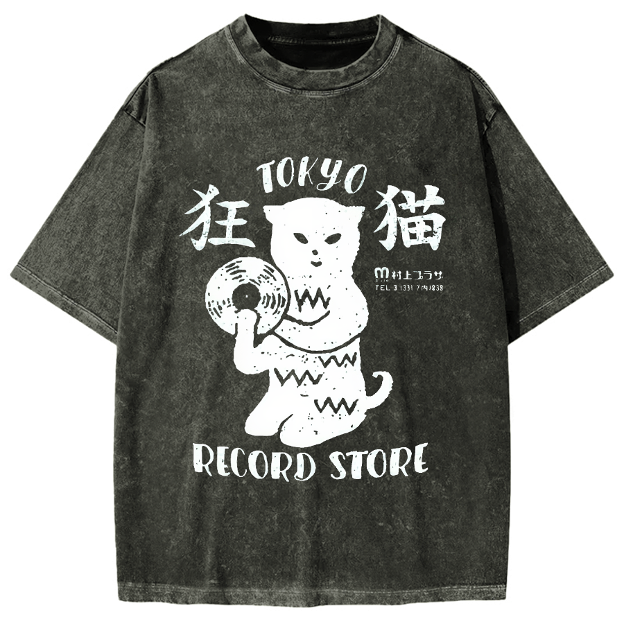 Crazy Cat Japanese style Poster Vintage Washed T-shirt