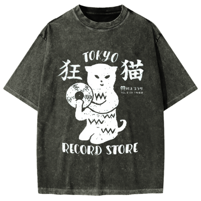 Crazy Cat Japanese style Poster Vintage Washed T-shirt