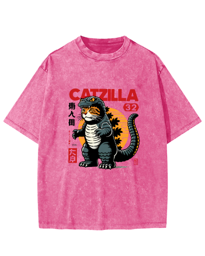 Japanese Mischievous Cat Pattern Vintage Distressed T-shirt-Zazasy