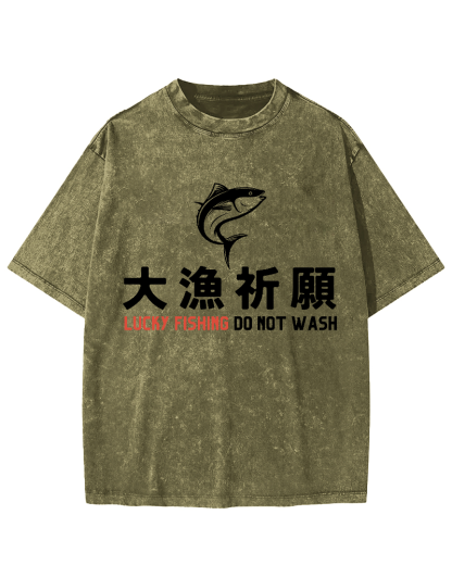 LUCKY  FISHING DO NOT WASH  Japanese Vintage Distressed T-shirt-Zazasy