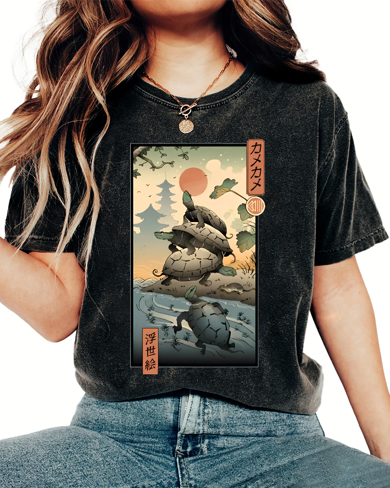 Ukiyoe Turtle Japanese Vintage Washed T-shirt-Zazasy