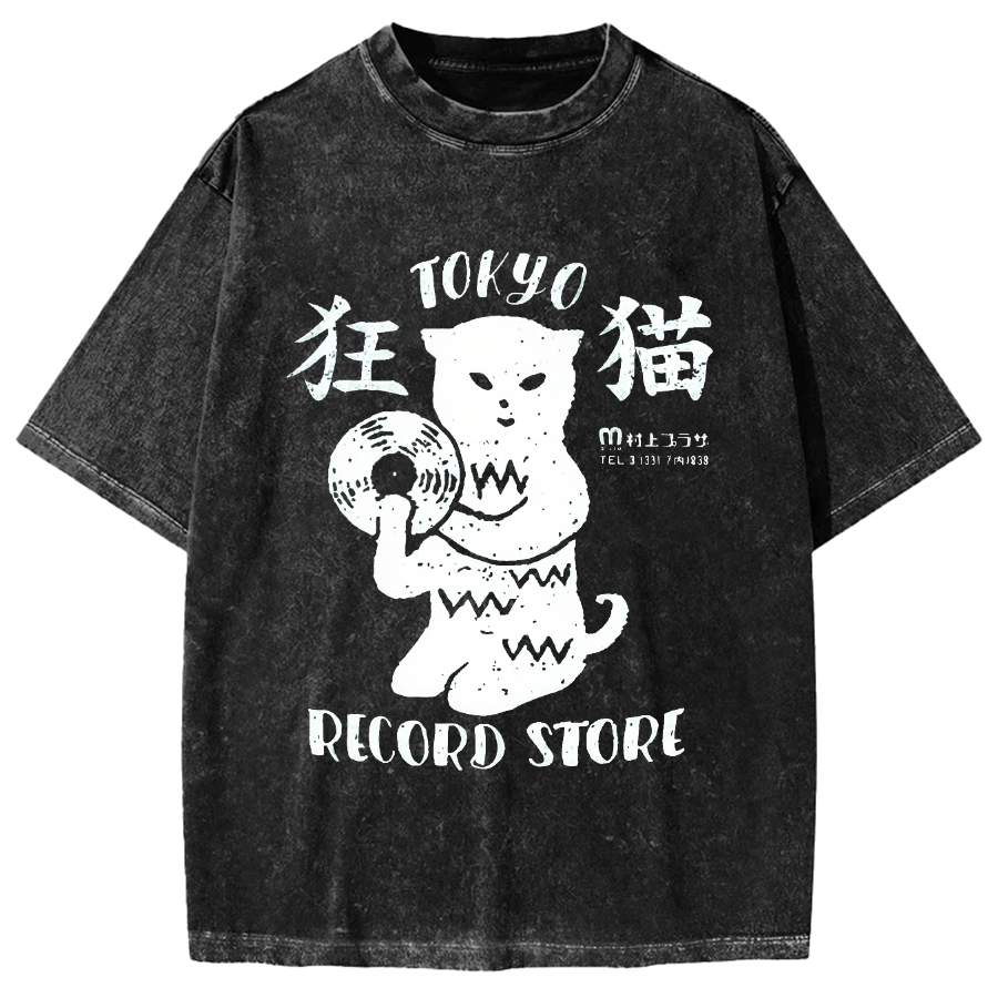 Crazy Cat Japanese style Poster Vintage Washed T-shirt